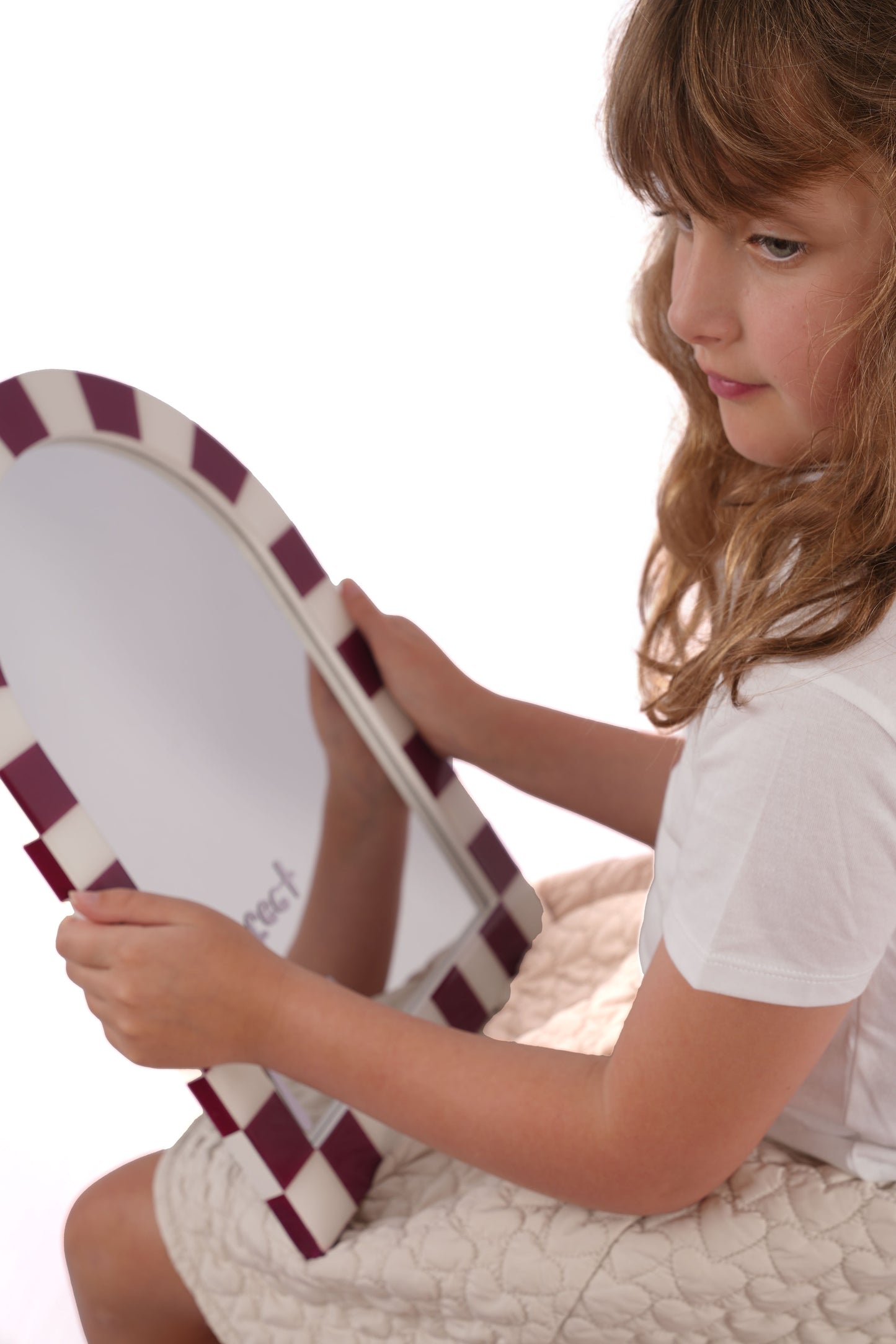 PERFECT PUNIM MIRROR