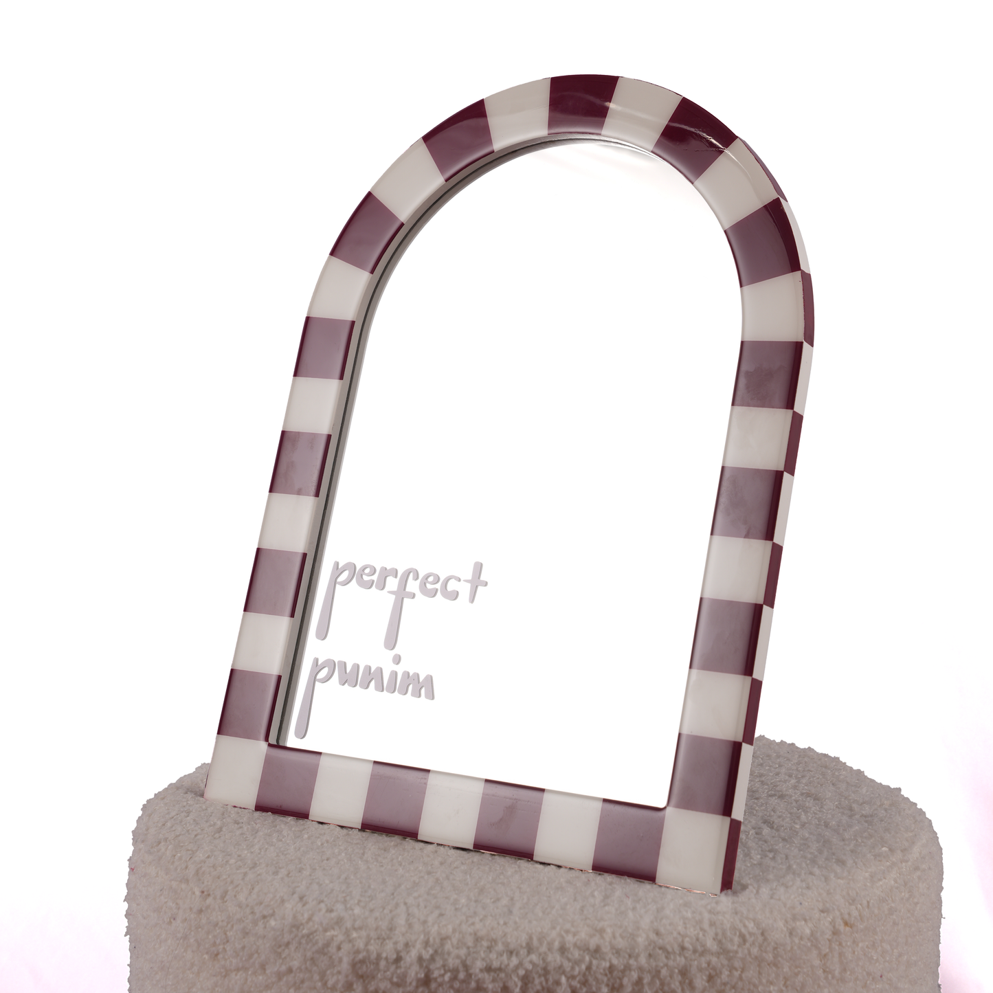 PERFECT PUNIM MIRROR